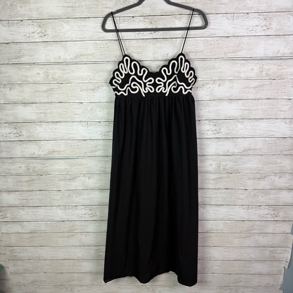 Commense Dresses & Skirts - Commence Embroidered Shirred Spaghetti Strap Long Dress Size Large